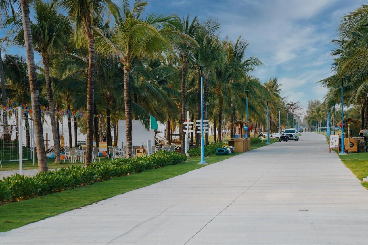 Kosmos Apart Hotel Phu Quoc - Night Market & Walkin To Beach Exteriör bild