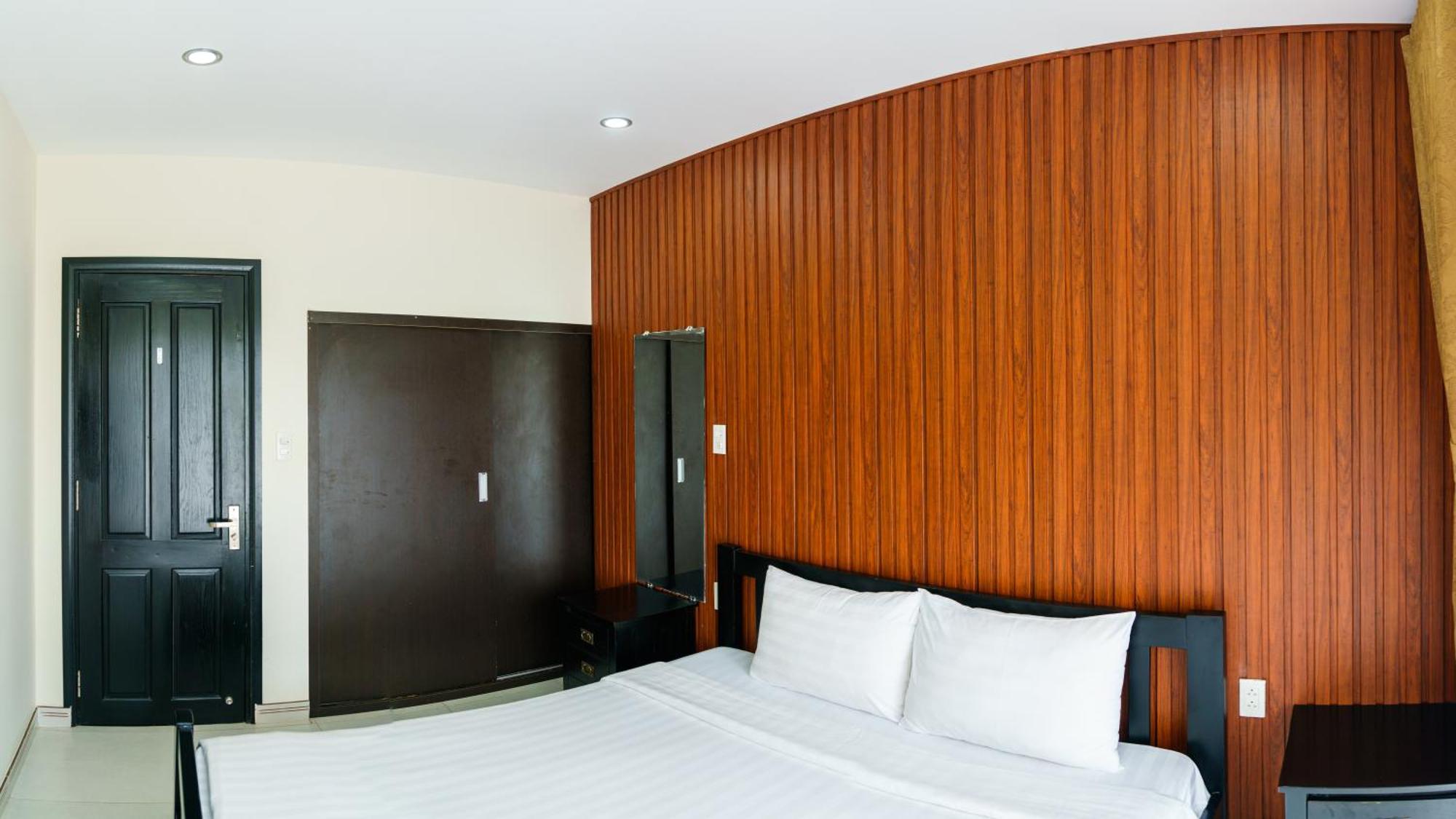 Kosmos Apart Hotel Phu Quoc - Night Market & Walkin To Beach Exteriör bild