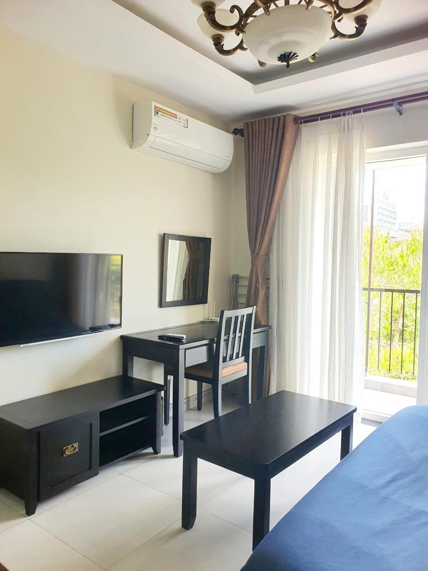 Kosmos Apart Hotel Phu Quoc - Night Market & Walkin To Beach Exteriör bild